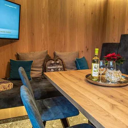 In Near Krimml Falls Wald im Pinzgau