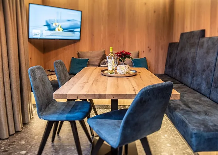 度假居 In Near Krimml Falls *