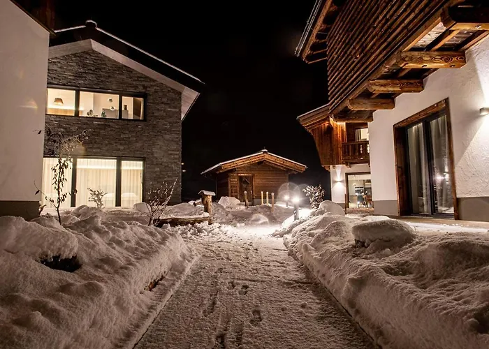 In Near Krimml Falls * 瓦尔德平古